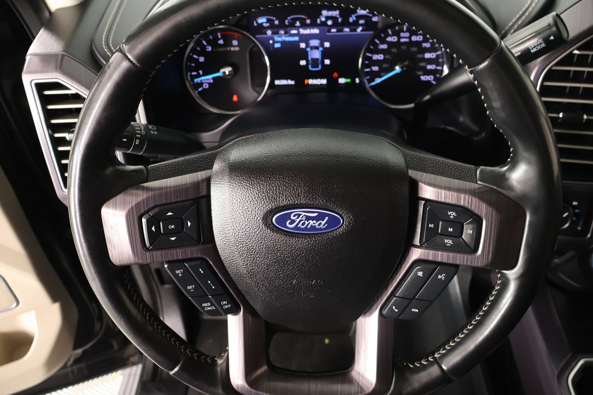 Used 2020 Ford F250 Limited w/ FX4 Off-Road Package AWD/4WD image 3