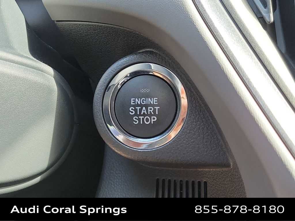 Used 2024 Subaru Crosstrek 2.5i Limited AWD/4WD image 27