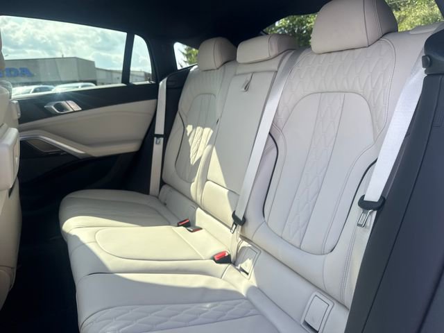 Used 2023 BMW X6 xDrive40i w/ M Sport Package image 20