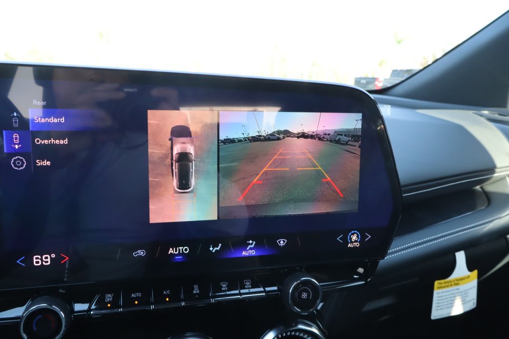 New 2026 Chevrolet Blazer EV LT w/ Midnight/Sport Edition FWD image 24