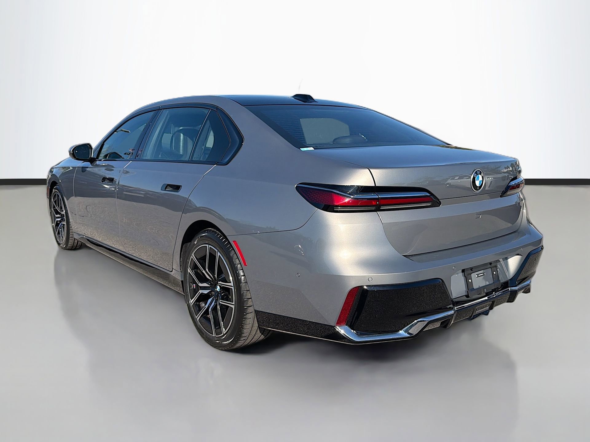 Certified 2024 BMW 740i image 6