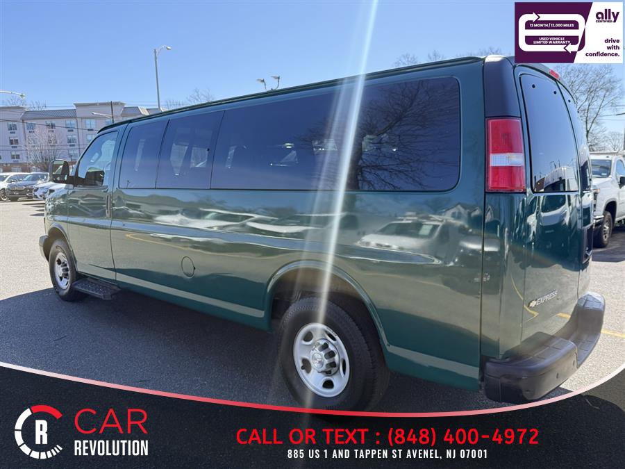 Used 2019 Chevrolet Express 3500 LS RWD image 4