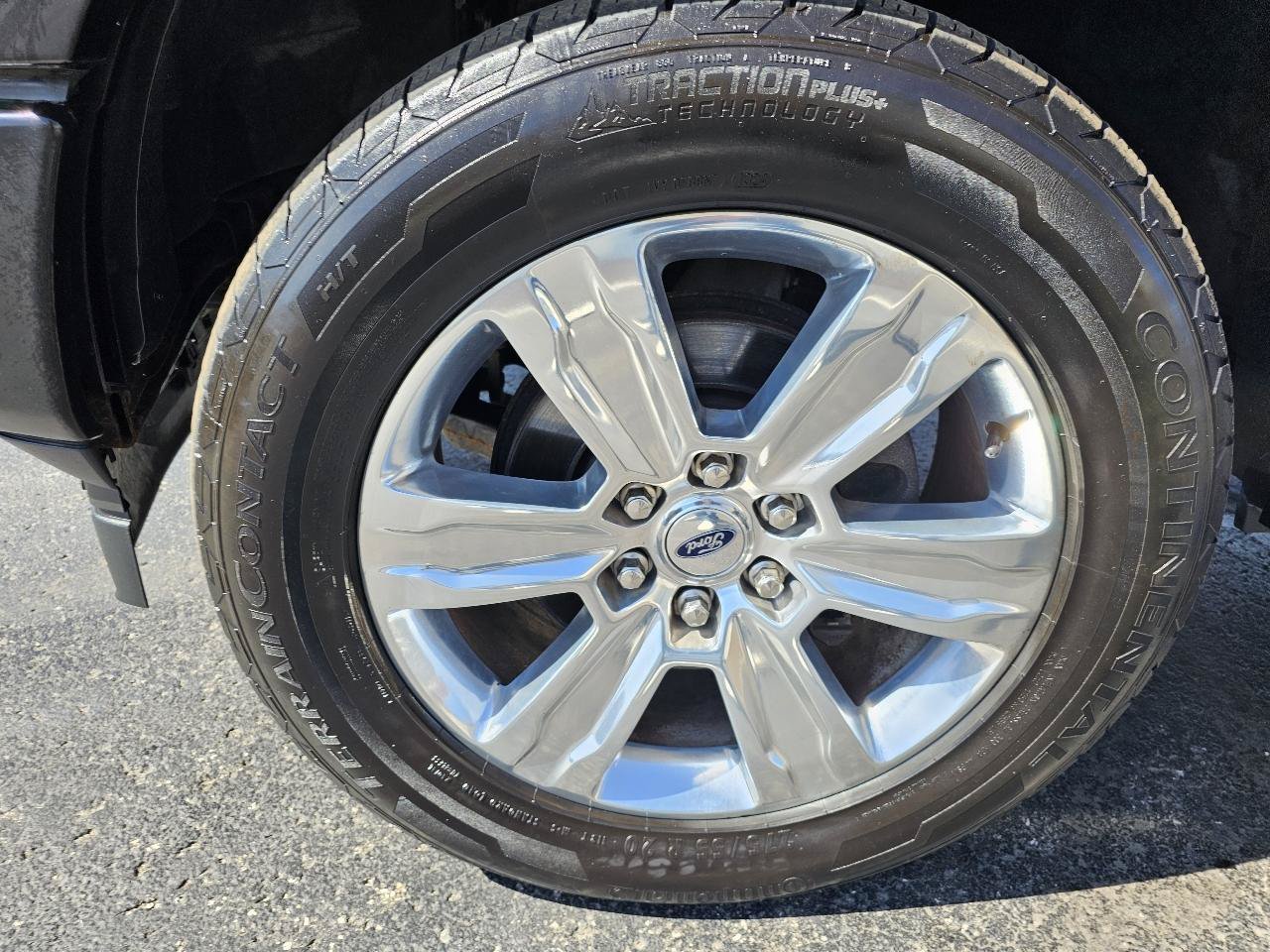 Used 2019 Ford F150 Platinum w/ Equipment Group 701A Luxury AWD/4WD image 40