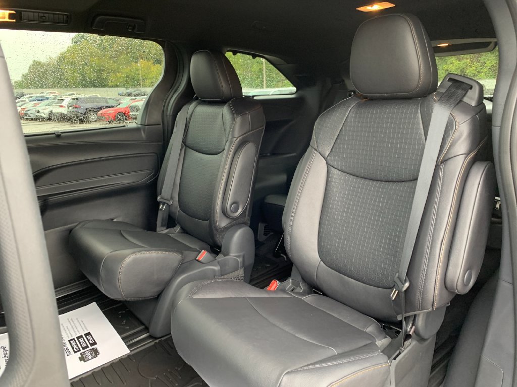 New 2026 Toyota Sienna XLE Woodland Edition AWD/4WD image 13