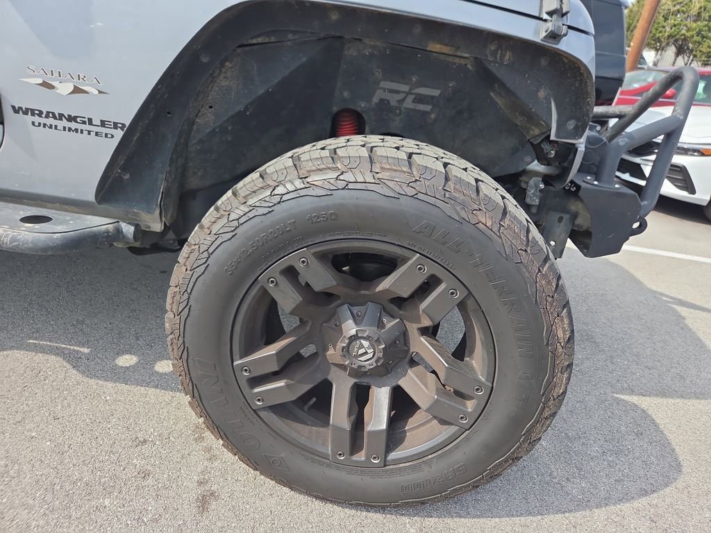 Used 2016 Jeep Wrangler Unlimited Sahara w/ Connectivity Group image 2