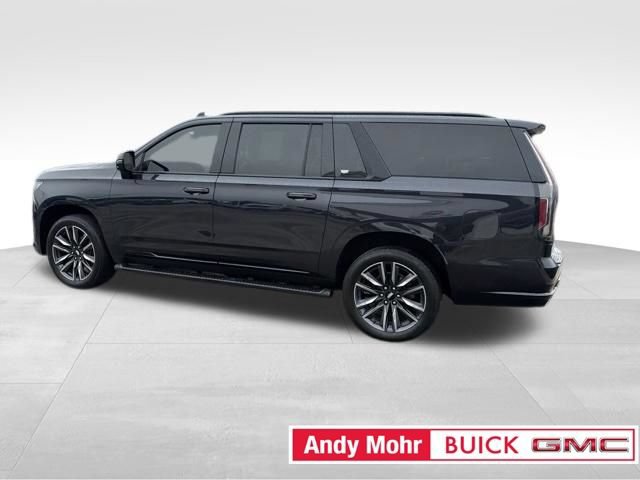 Used 2023 Cadillac Escalade ESV Sport AWD/4WD image 9