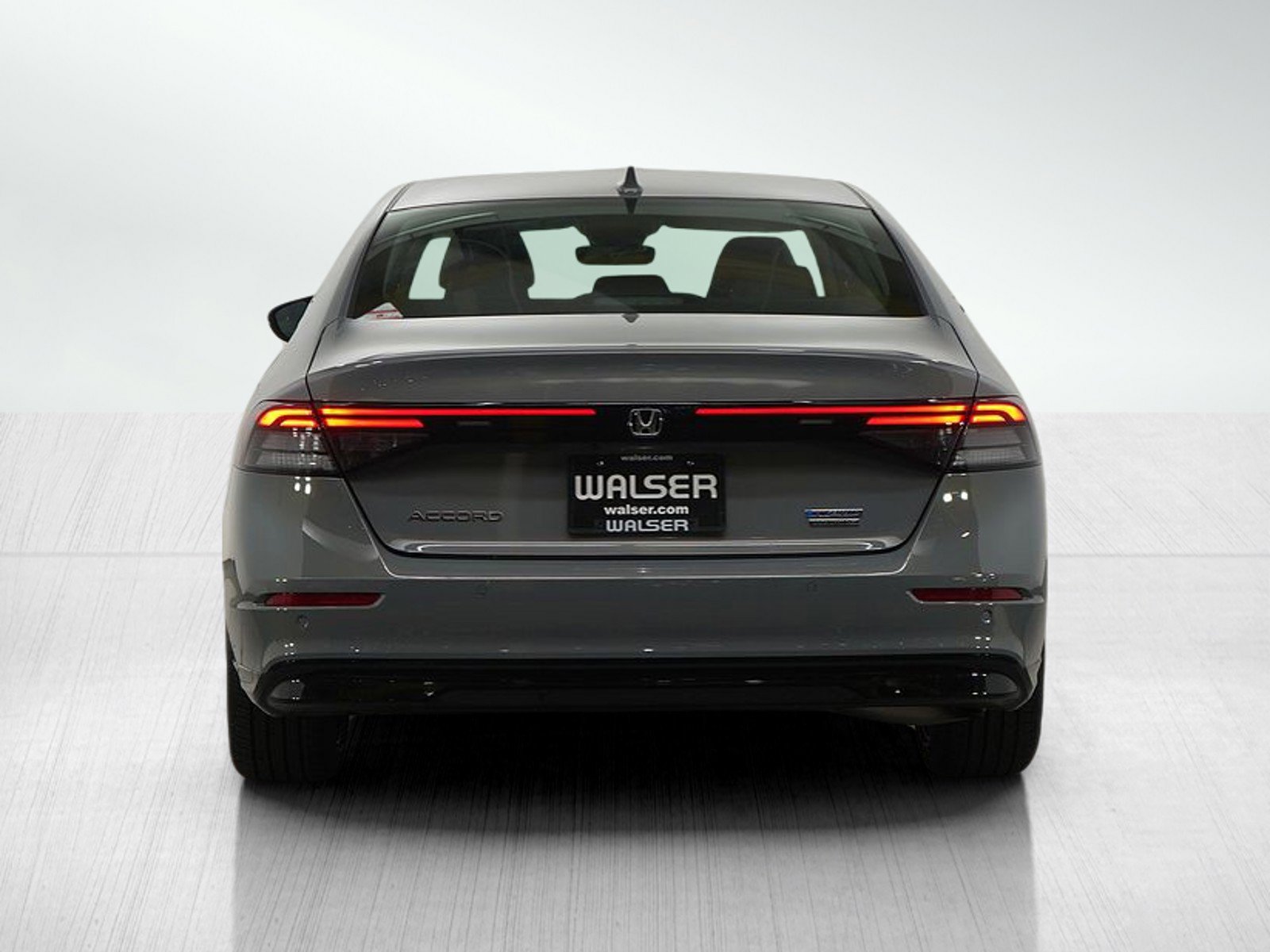 Used 2025 Honda Accord Touring image 4