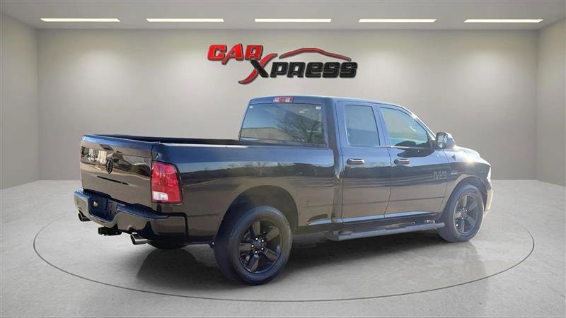 Used 2018 RAM 1500 Express w/ Black Ram 1500 Express Group image 9