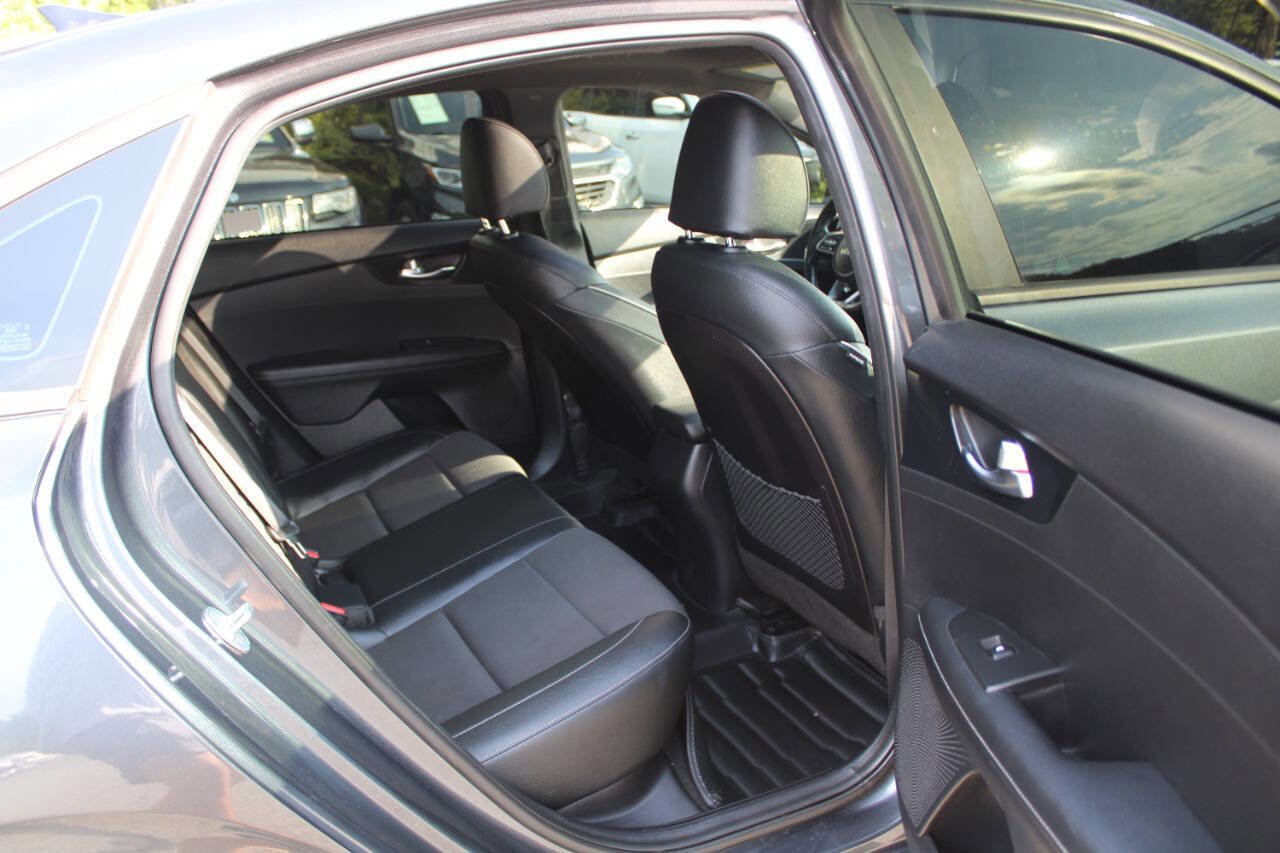 Used 2022 Kia Forte GT-Line w/ GT-Line Premium Package image 29