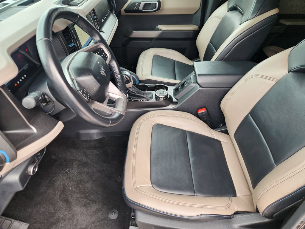 Used 2022 Ford Bronco Wildtrak image 14