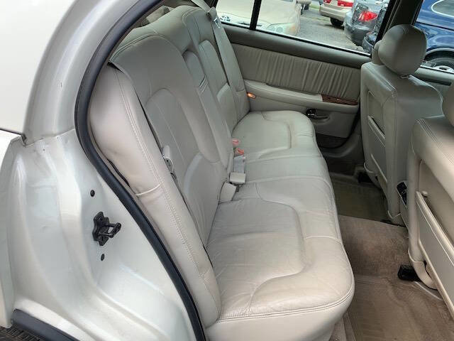 Used 2003 Buick Park Avenue w/ 1SE Package image 23