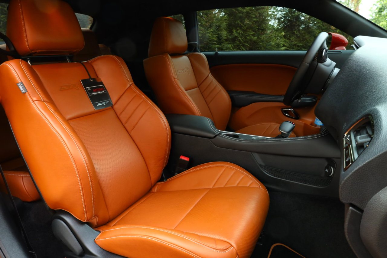 Used 2017 Dodge Challenger SRT Hellcat image 8