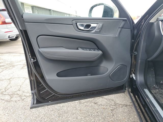 New 2026 Volvo XC60 B5 Plus w/ Protection Package Premier image 22