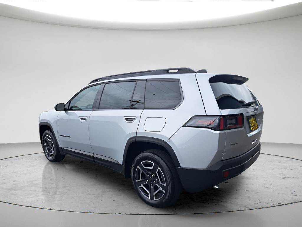 New 2026 Jeep Cherokee Laredo AWD/4WD image 7