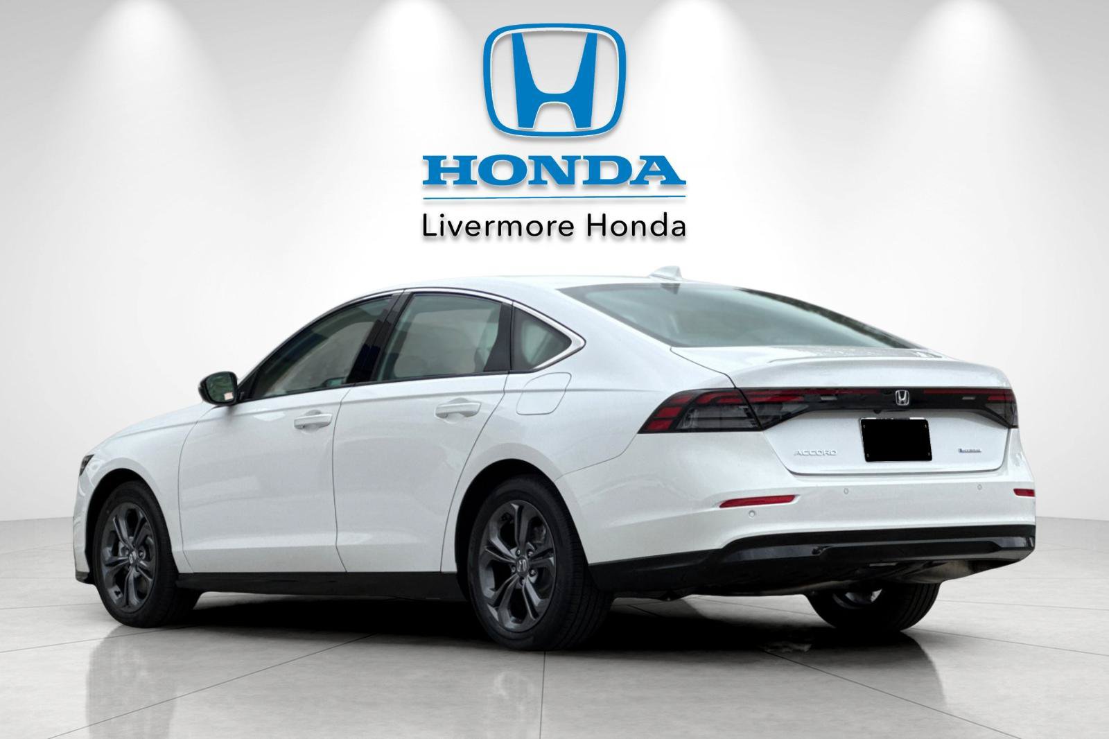 New 2026 Honda Accord EX-L image 4
