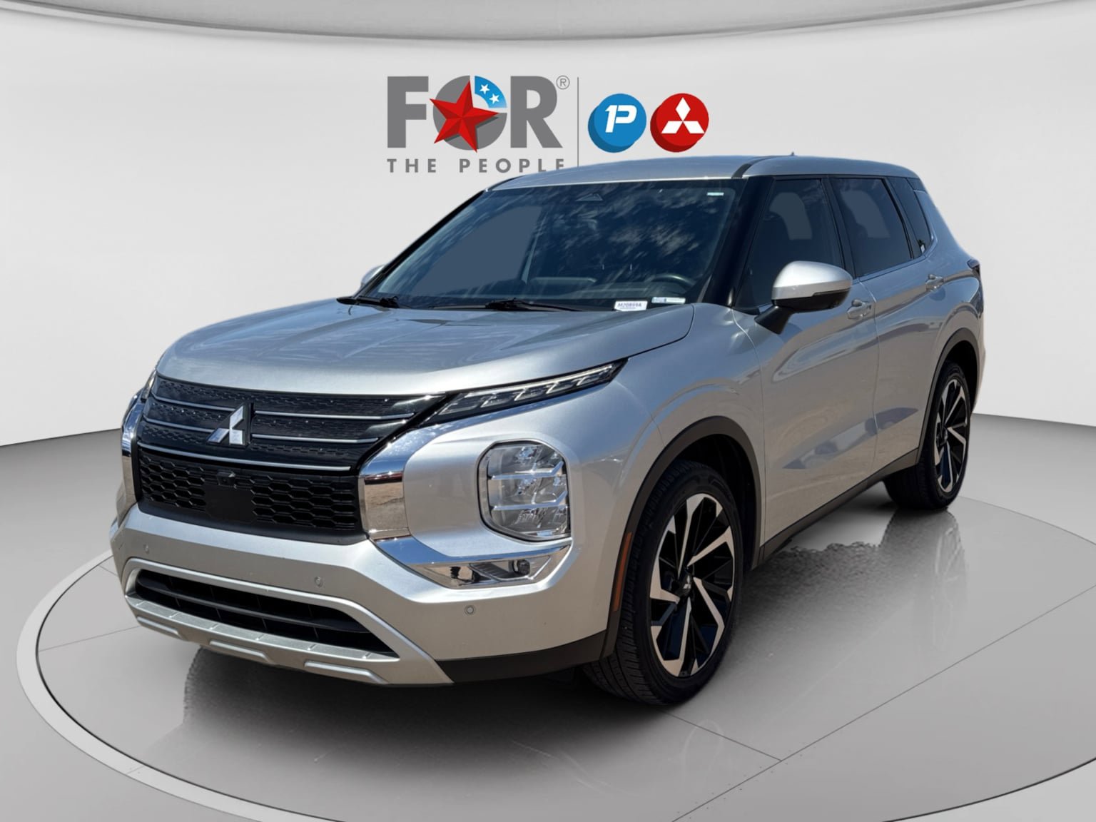 Used 2023 Mitsubishi Outlander SE FWD image 1