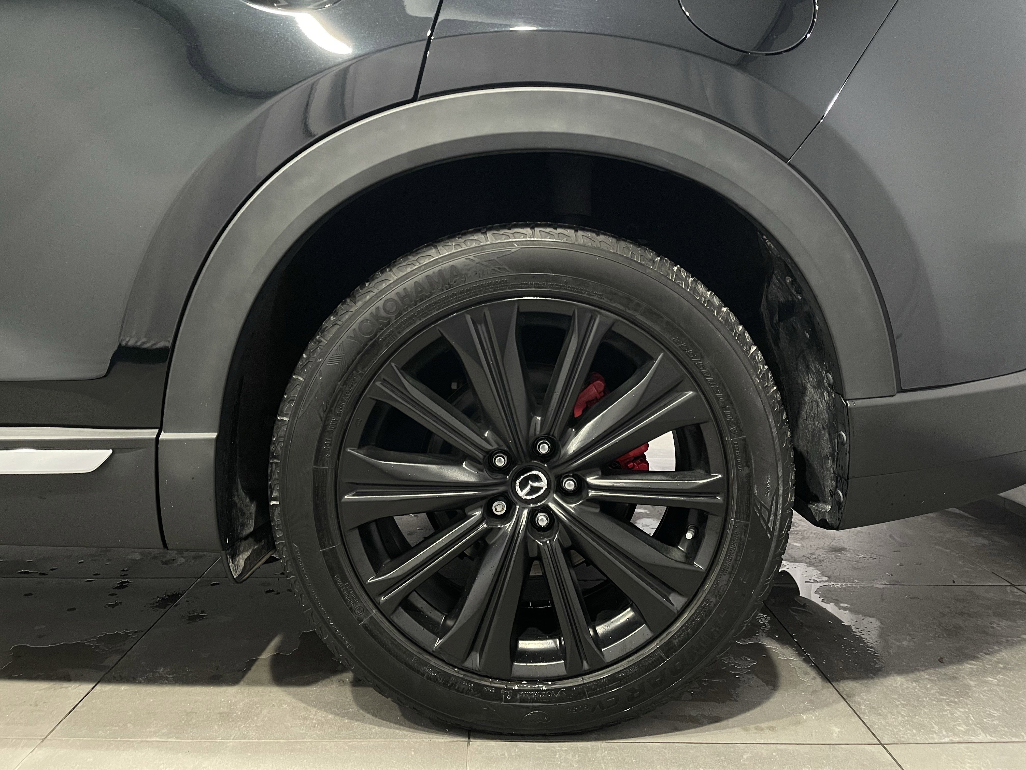 Used 2021 MAZDA CX-9 Signature image 9