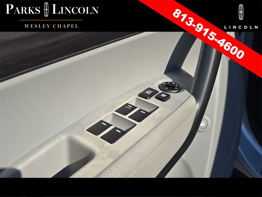 Used 2011 Kia Sorento LX w/ Convenience Pkg image 16