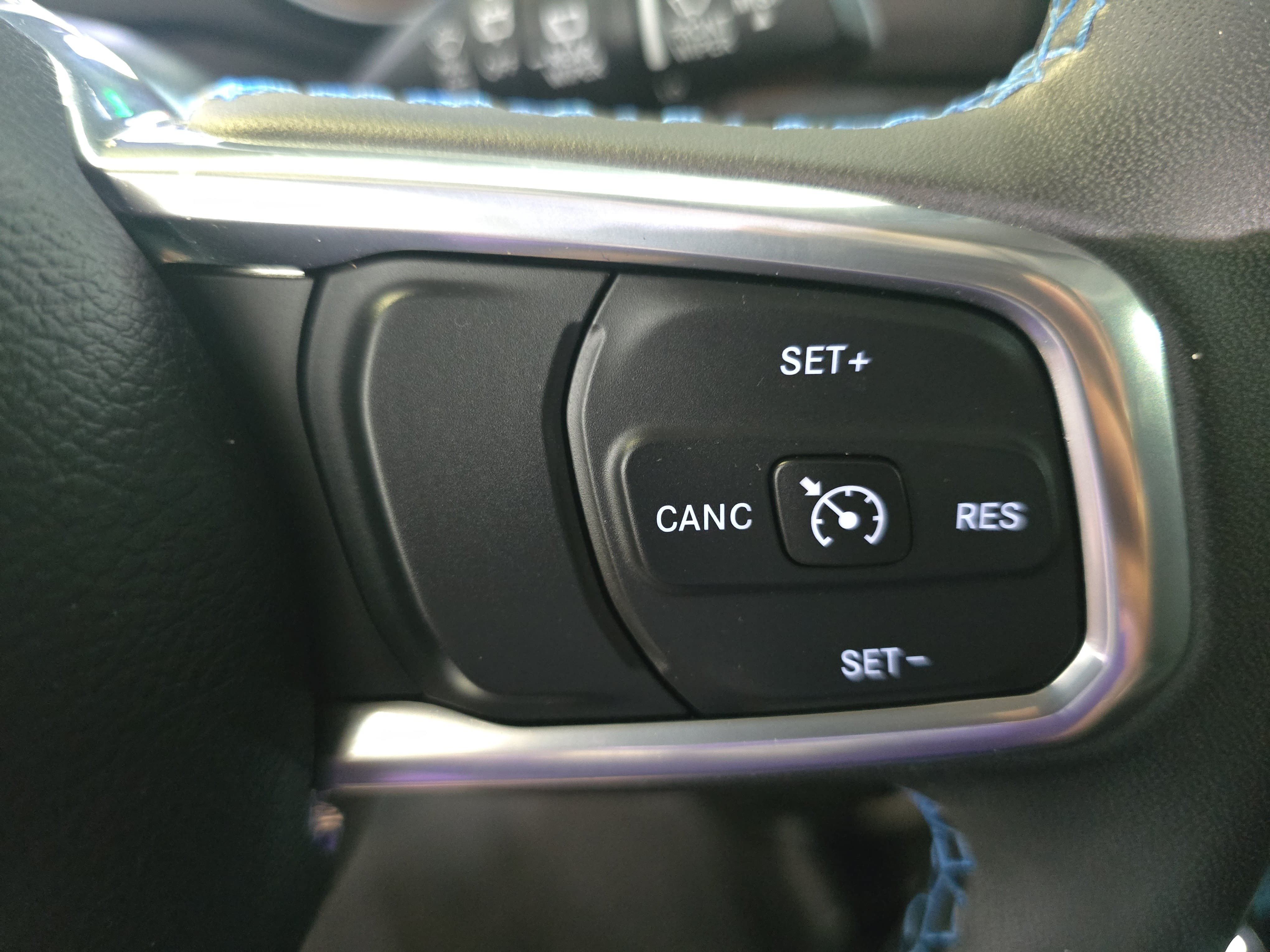 Used 2023 Jeep Wrangler Unlimited Rubicon 4xe AWD/4WD image 15
