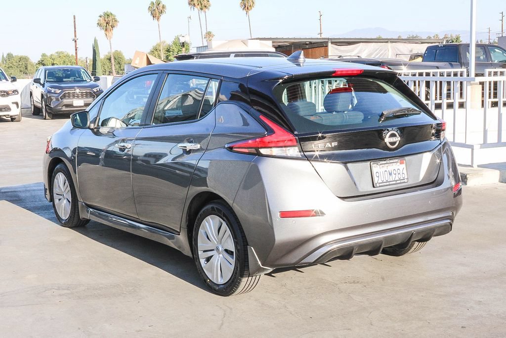 Used 2023 Nissan Leaf S FWD image 7
