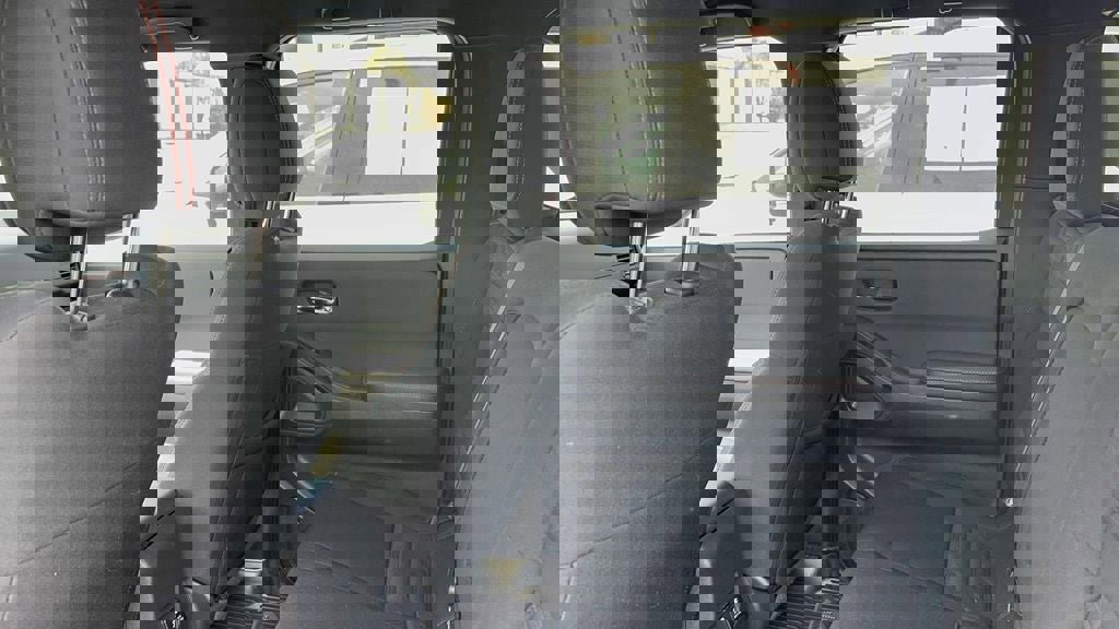 Used 2024 Nissan Frontier Pro-X w/ Pro Convenience Package image 34