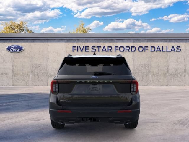 New 2026 Ford Explorer Active RWD image 5