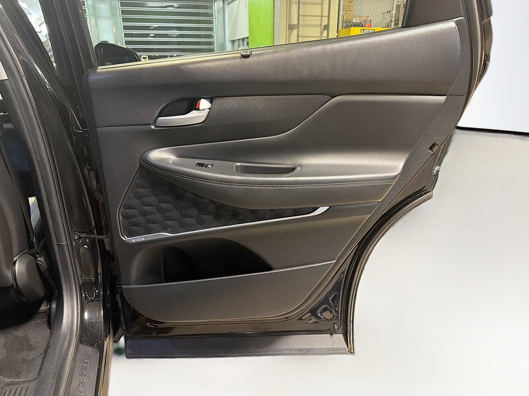 Used 2020 Hyundai Santa Fe SEL w/ Cargo Package image 32