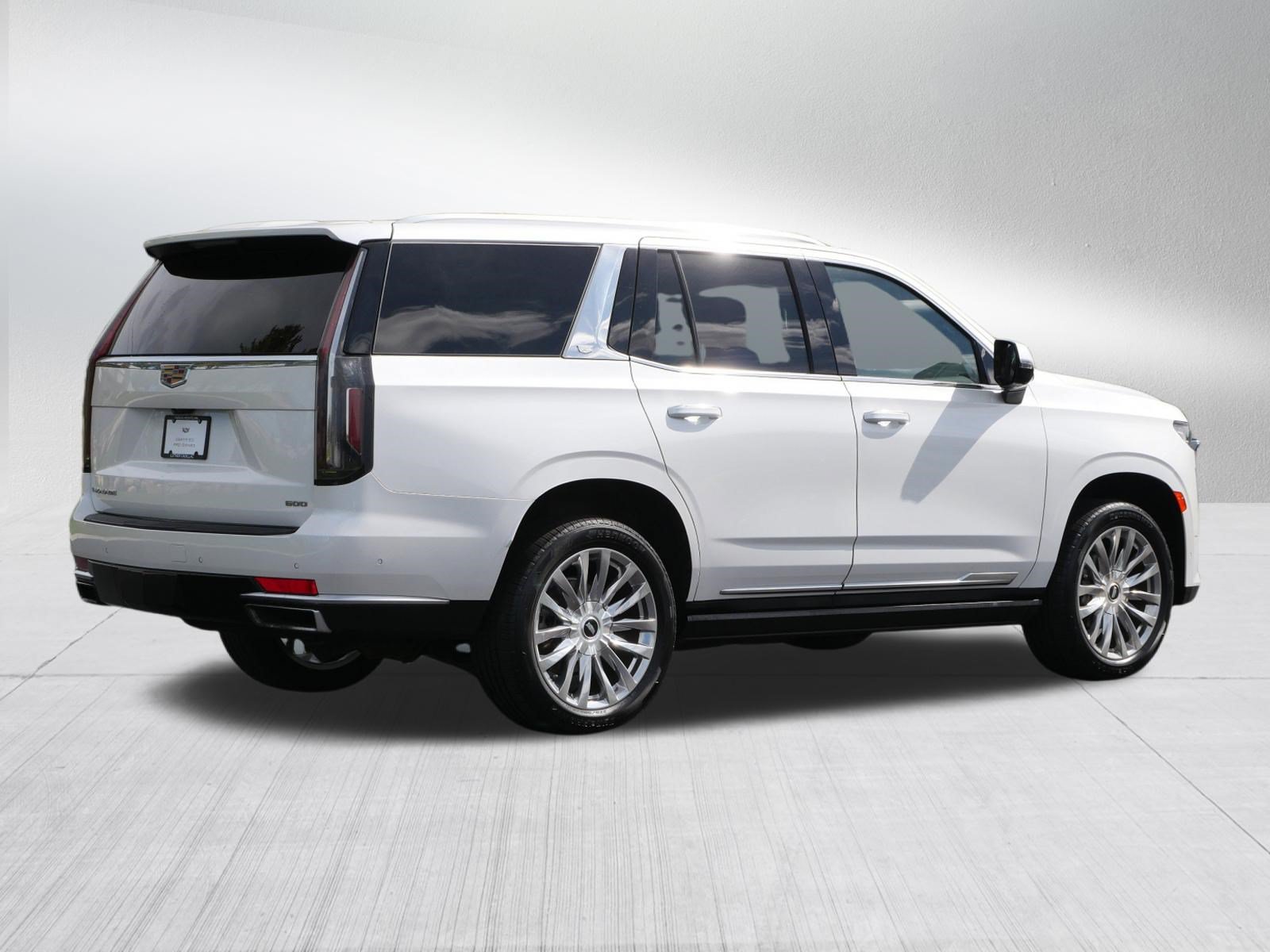 Certified 2024 Cadillac Escalade Premium Luxury w/ Performance Package AWD/4WD image 5