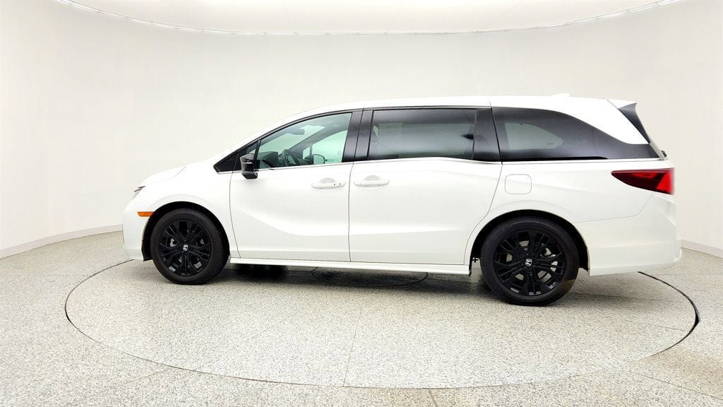 Used 2025 Honda Odyssey Sport-L image 8