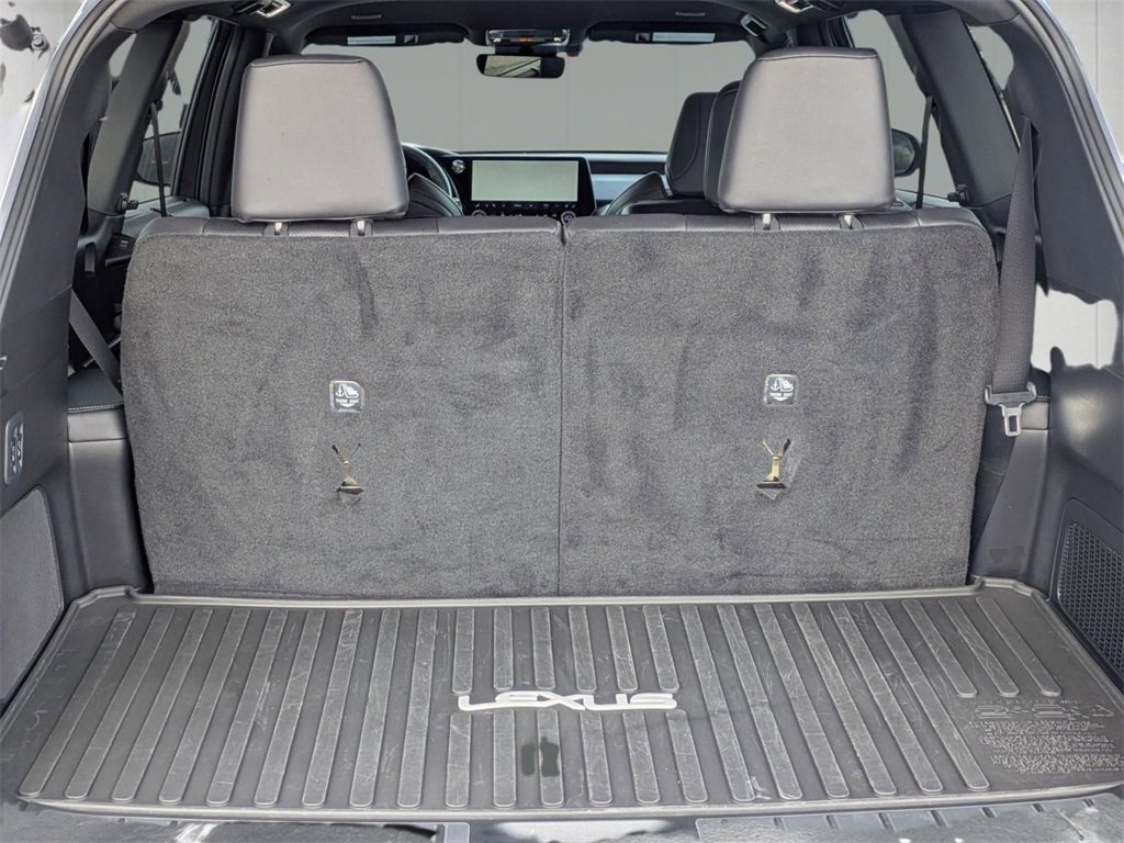 Used 2024 Lexus TX 500h AWD w/ Technology Package image 31