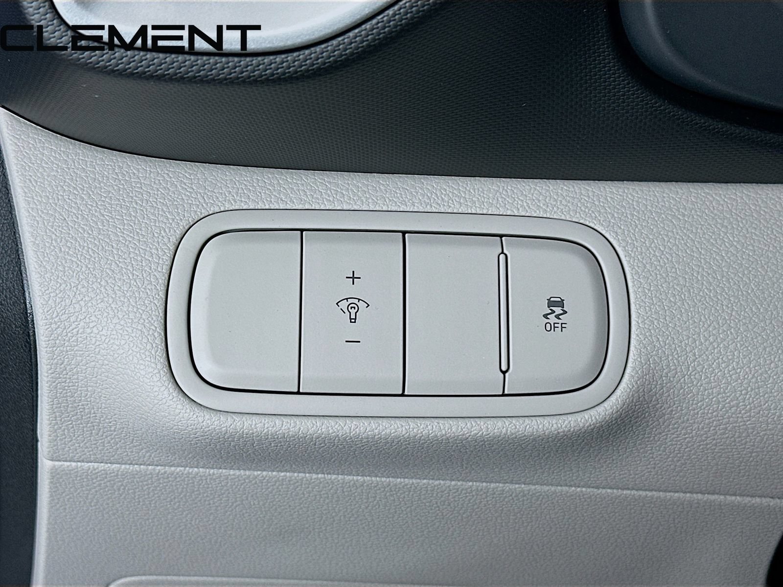 Certified 2026 Hyundai Venue SEL FWD image 13