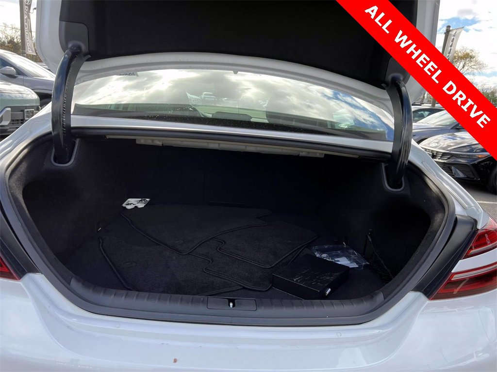 Certified 2025 Genesis G70 2.5T image 9