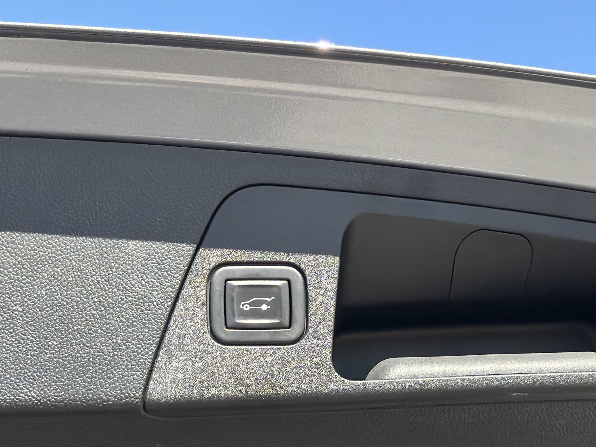 Used 2020 Buick Envision Preferred FWD image 32