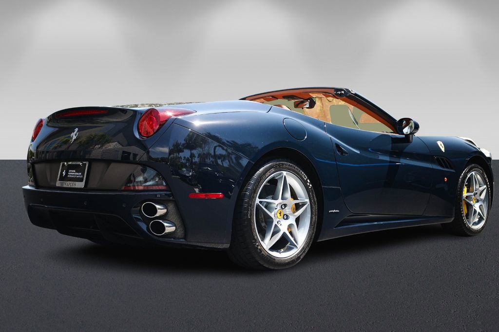 Used 2011 Ferrari California image 3