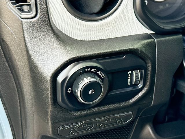 Used 2024 Jeep Wrangler Sport AWD/4WD image 10