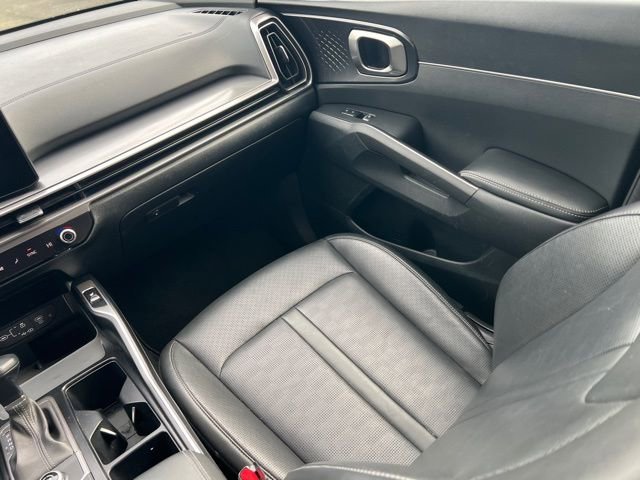 Certified 2024 Kia Sorento S image 15