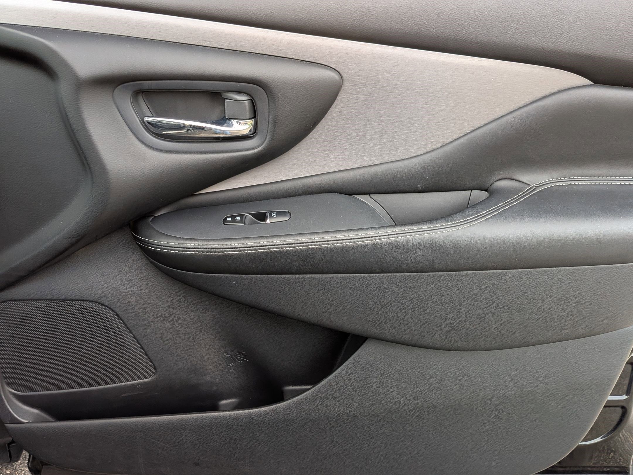 Used 2021 Nissan Murano SL w/ SL Moonroof Package image 38