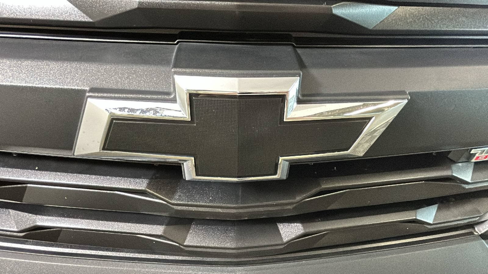 Used 2024 Chevrolet Colorado Trail Boss w/ Safety Package AWD/4WD image 9