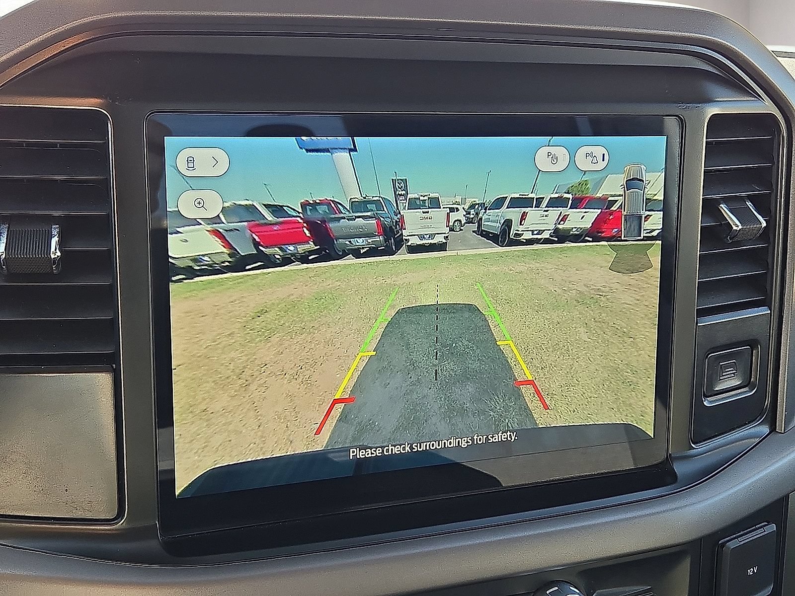 Used 2025 Ford F150 XLT w/ Equipment Group 301A Standard AWD/4WD image 27