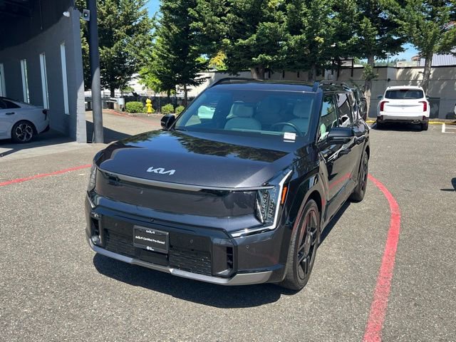 Certified 2024 Kia EV9 GT-Line AWD/4WD image 3