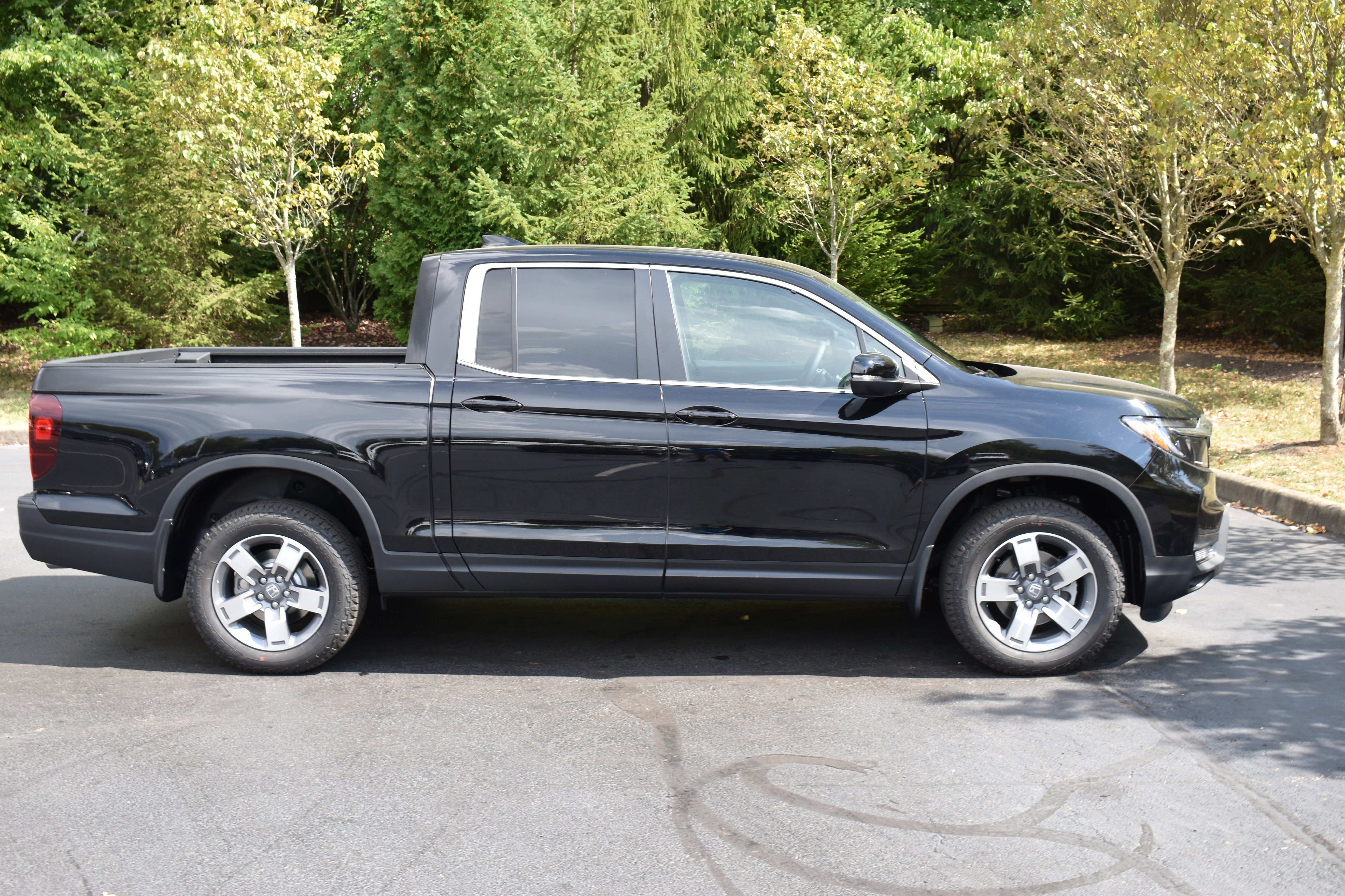 Used 2025 Honda Ridgeline RTL image 8