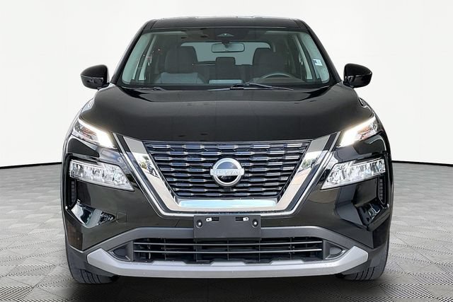 Used 2023 Nissan Rogue SV AWD/4WD image 2