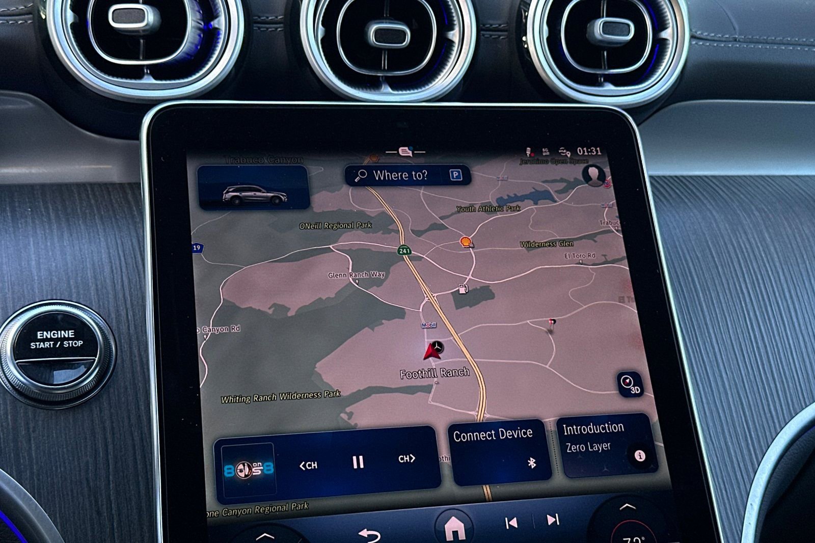 Used 2025 Mercedes-Benz GLC 350e 4MATIC image 17