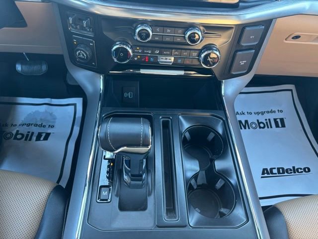 Used 2023 Ford F150 Lariat w/ Trailer Tow Package image 16