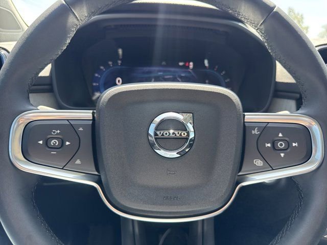 New 2025 Volvo XC40 B5 Core w/ Climate Package image 30