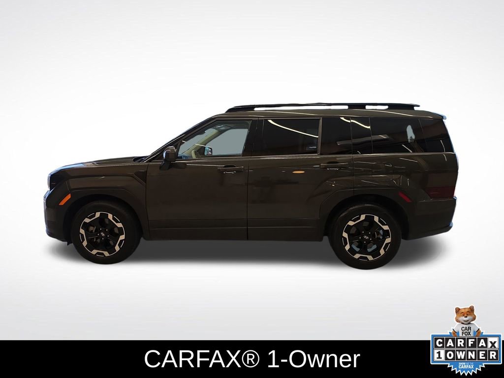 Used 2024 Hyundai Santa Fe SEL FWD image 2