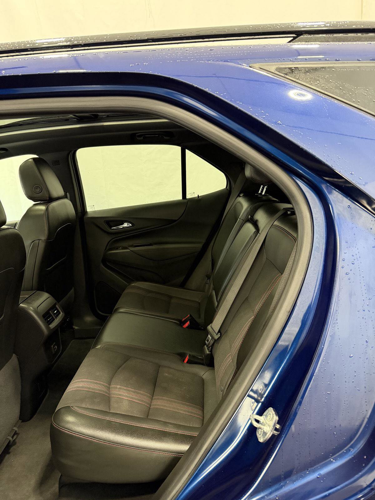 Used 2023 Chevrolet Equinox RS image 12