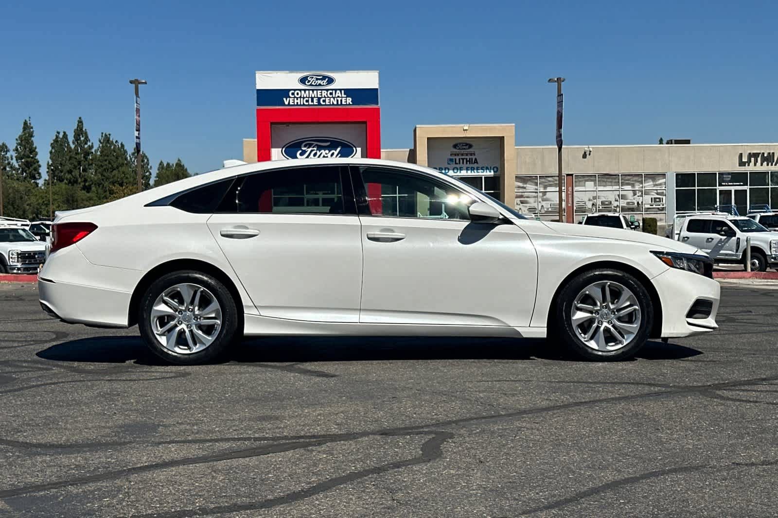 Used 2019 Honda Accord LX image 9