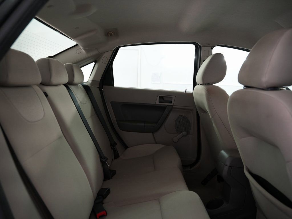Used 2009 Ford Focus S image 30