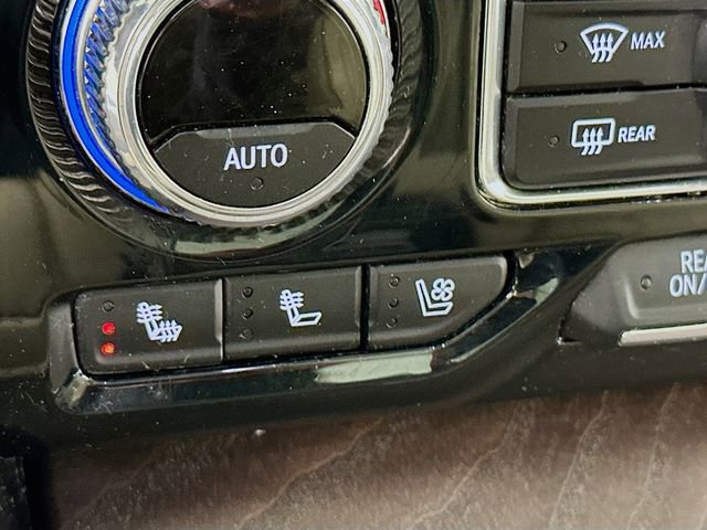 Used 2024 GMC Yukon Denali w/ Denali Reserve Package image 22